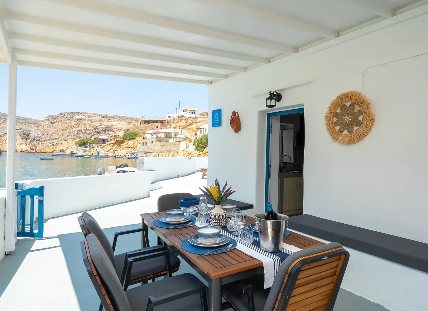Onar Sifnos by the Sea - Outside