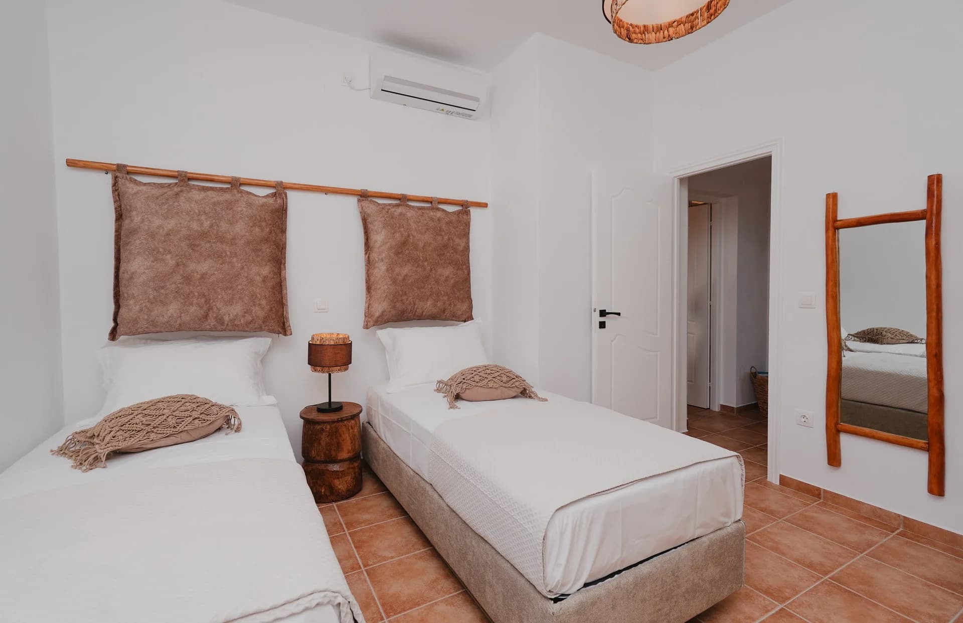 Bedroom 2 - Onar Traditional Villa