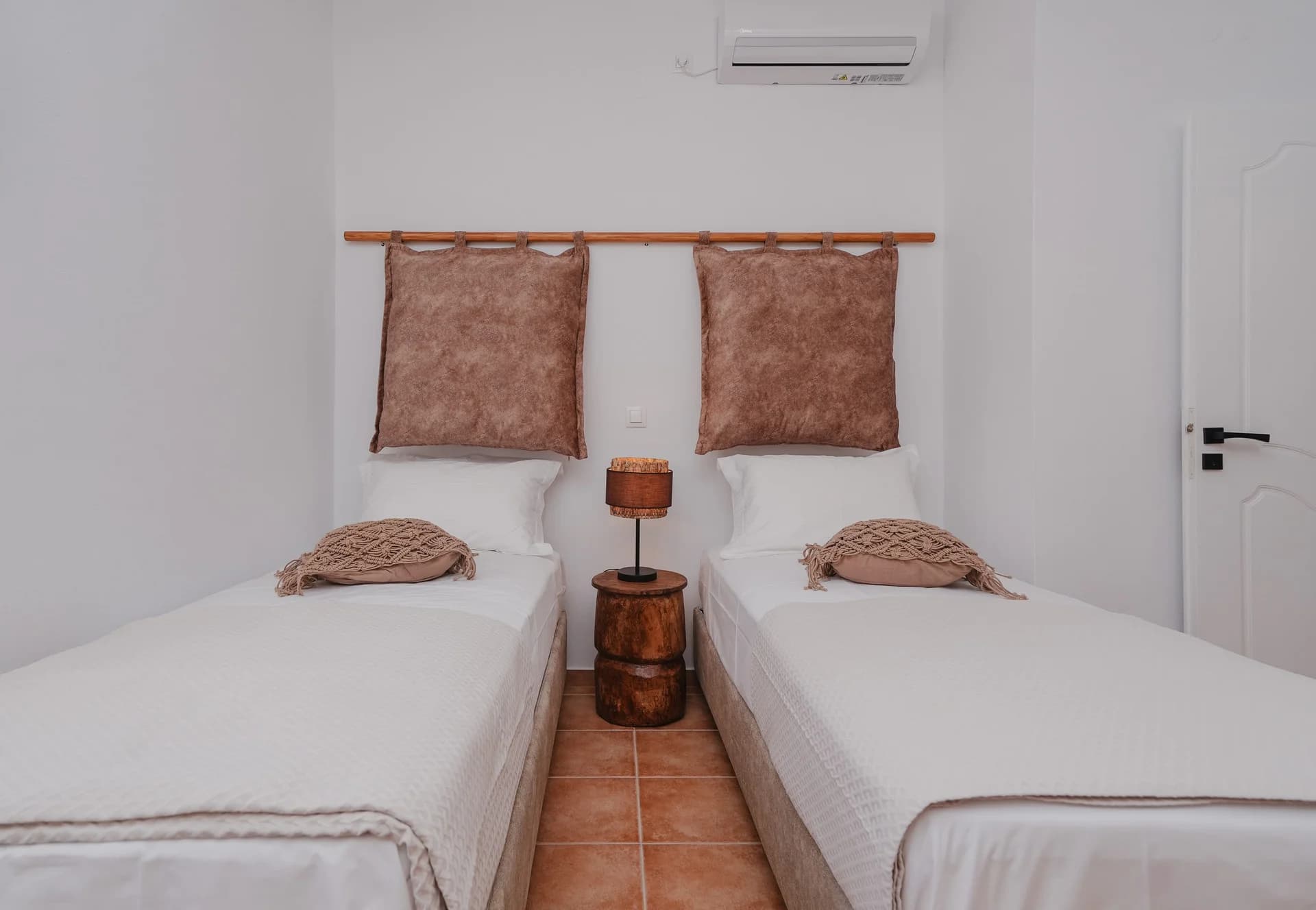 Bedroom 2 - Onar Traditional Villa