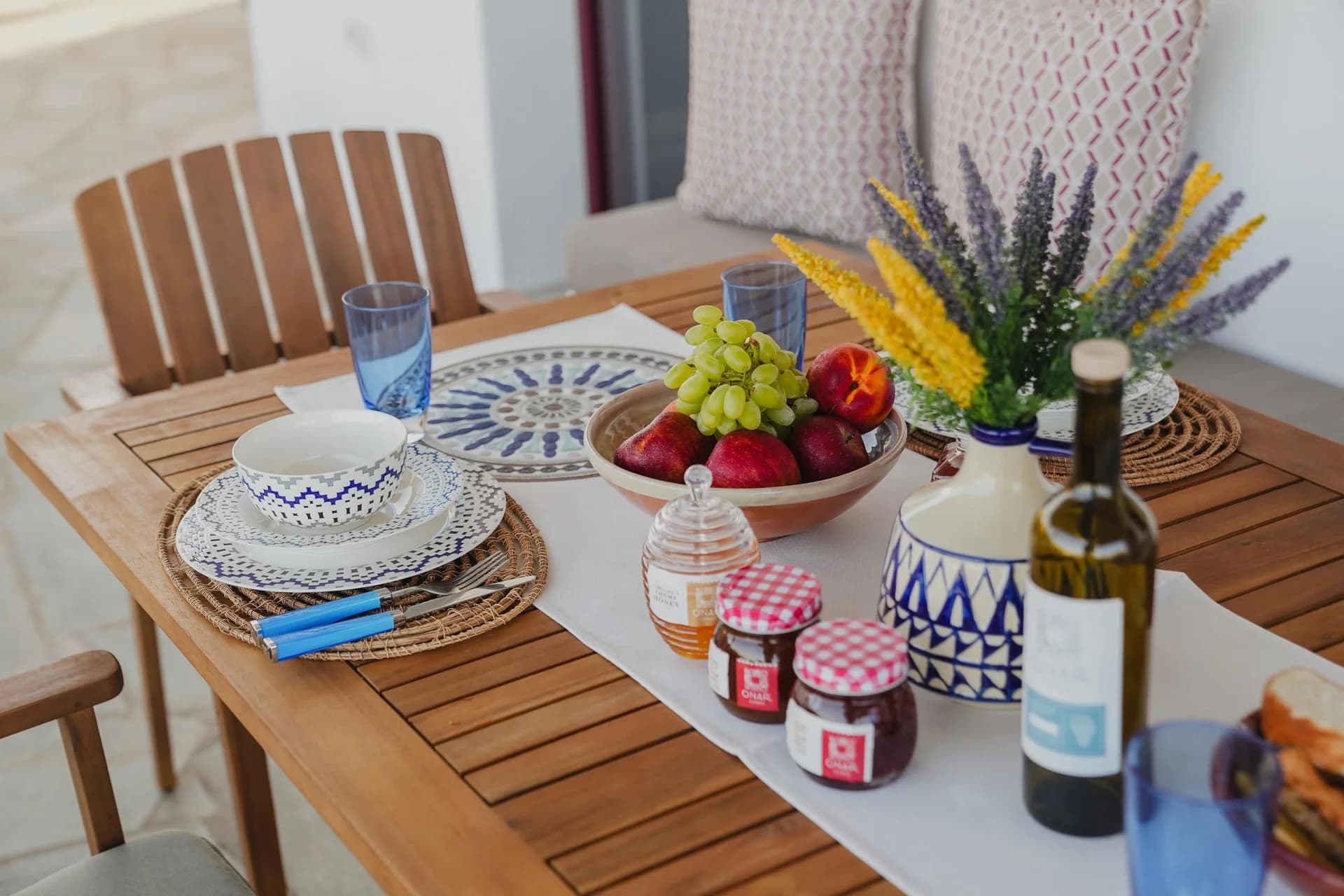 Outside - Onar Traditional Villa