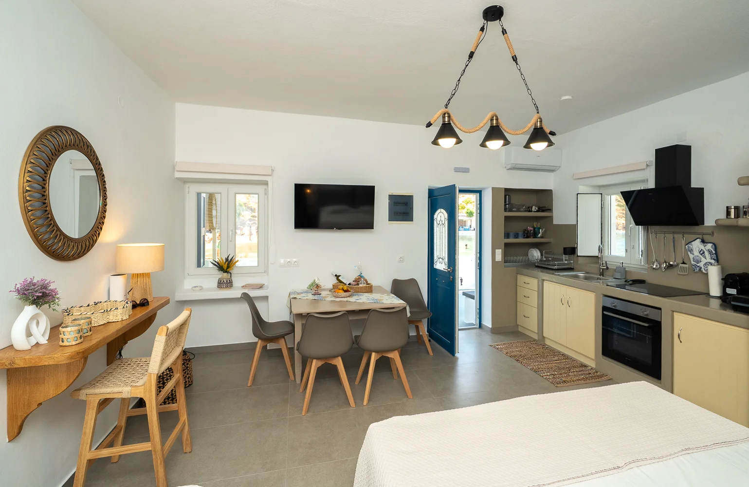 Onar Sifnos by the Sea - Living Area