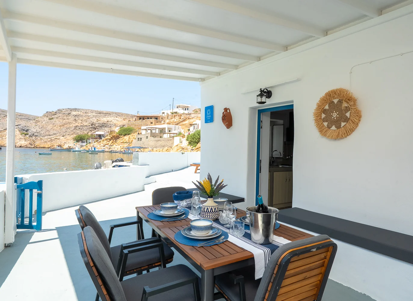 Onar Sifnos by the Sea - Outside