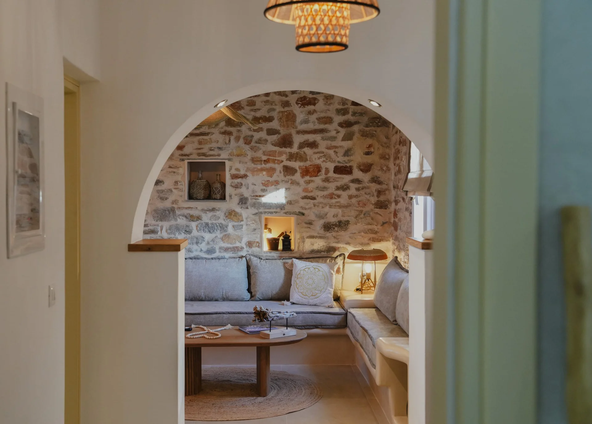 Hall - Onar Stone Villa